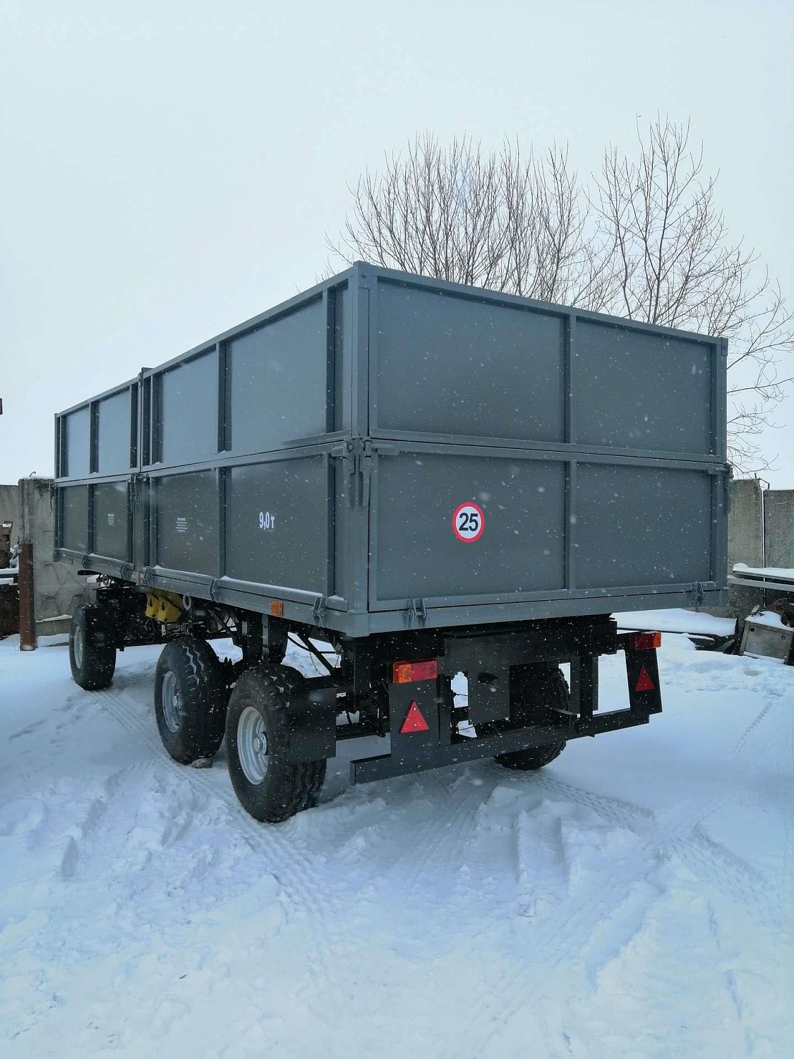 Прицеп тракторный самосвальный 3ПТС-9Н