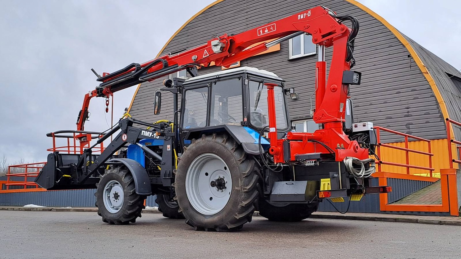 Подъемник монтажный универсальный ПМУ-15-02