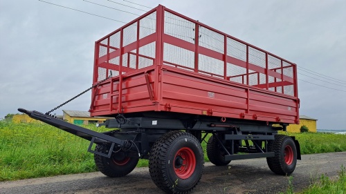 Прицеп тракторный самосвальный 2ПТС-10С