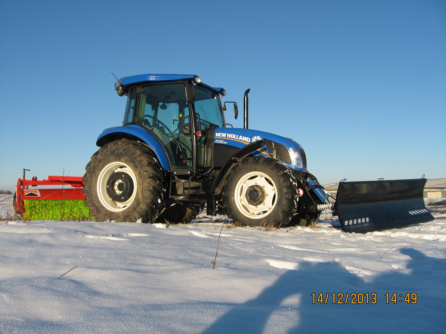 Плужно-щеточное оборудование к трактору NEW HOLAND