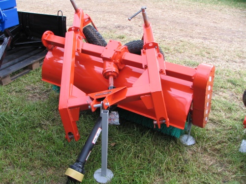 Щетка дорожная НО-86-010 (заказ 1 ЩД-5)