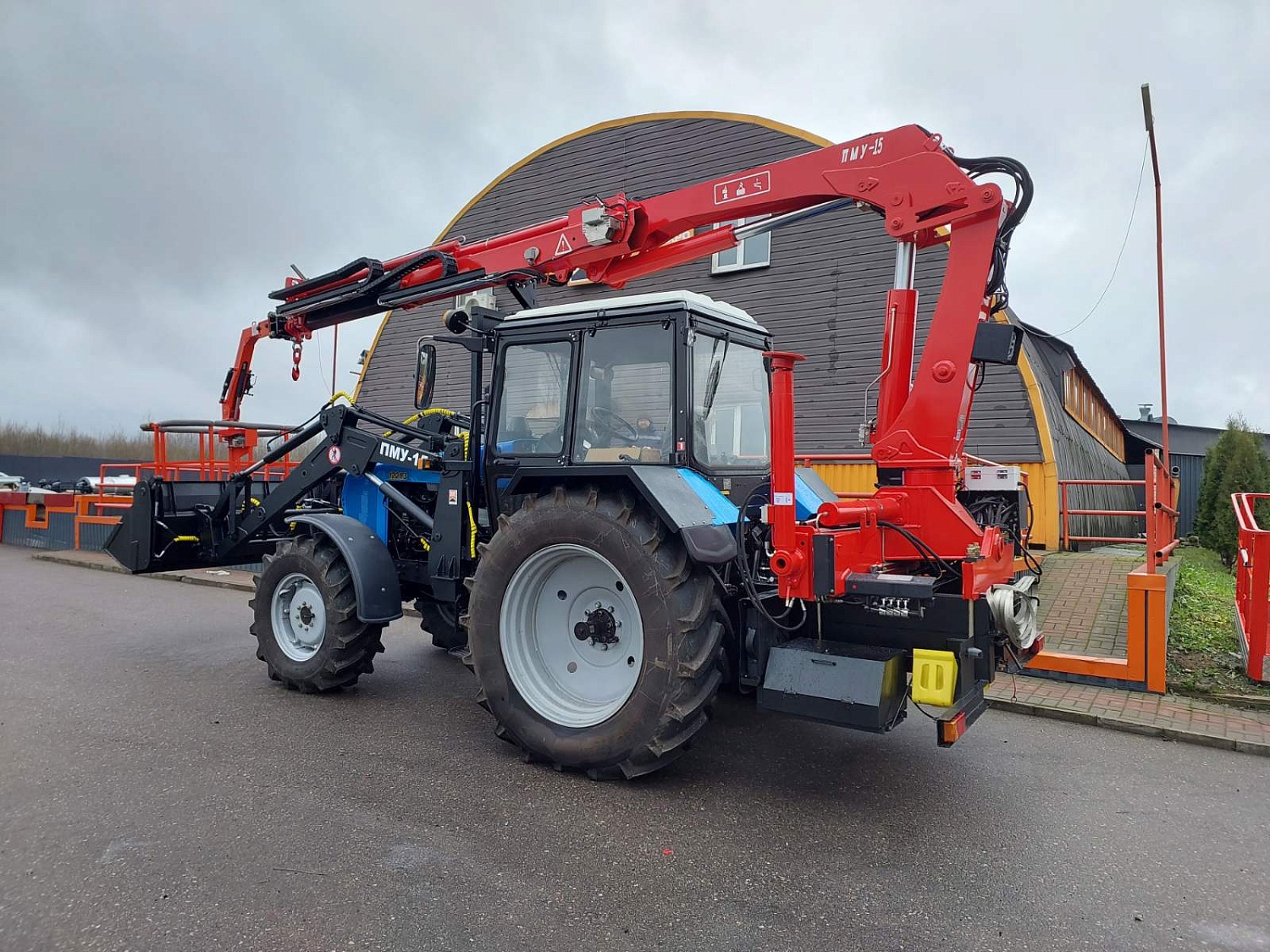 Подъемник монтажный универсальный ПМУ-15-02